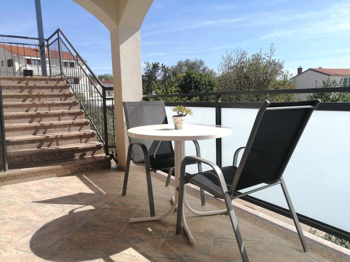 Lovely Sea View House In Malinska Island Krk Εξωτερικό φωτογραφία